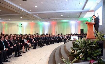 Gobernador de Tlaxcala ofrece mensaje por quinto año de labores