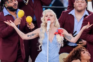 Lady Gaga habría recurrido a la gestación subrogada para convertirse en madre