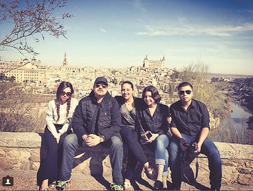 Pepe Aguilar. El cantante ha compartido en Instagram imágenes de su tour familiar por Europa mientras en EU, los abogados de su hijo trabajan en el caso (ARCHIVO. EL UNIVERSAL)