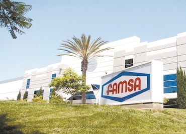 Solicitud de concurso mercantil pega a Famsa en la BMV