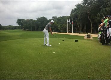 Rickie Fowler deja el liderato del OHL Classic