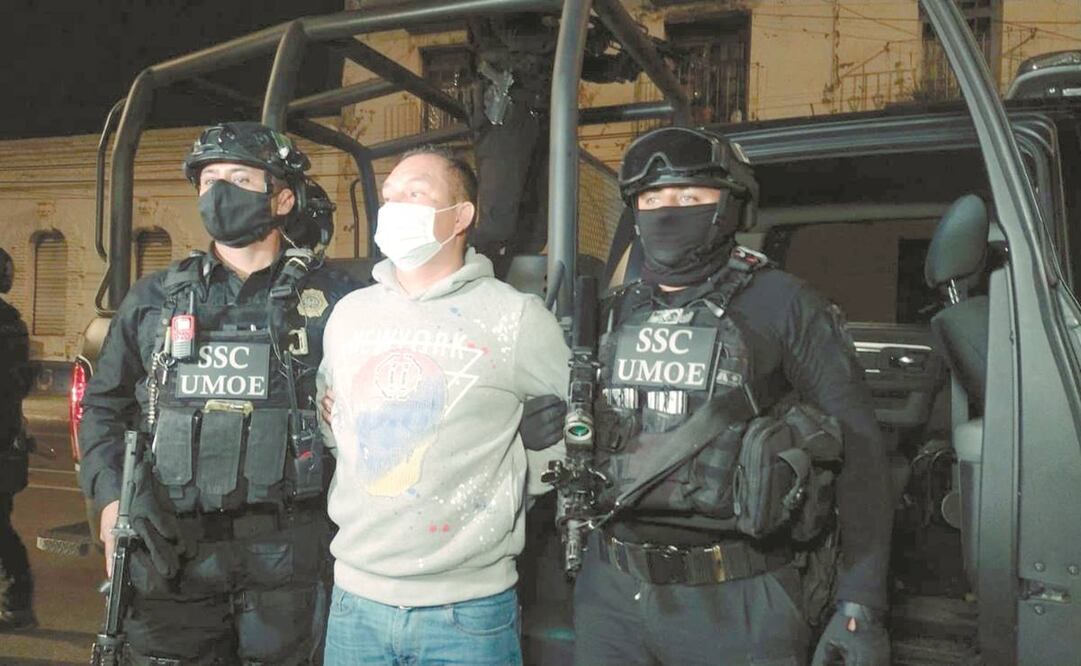 Ángel Manuel Pulido, El Güero, fue capturado en un inmueble de la calle Héroes de Nacozari, en Venustiano Carranza. Foto: Especial.