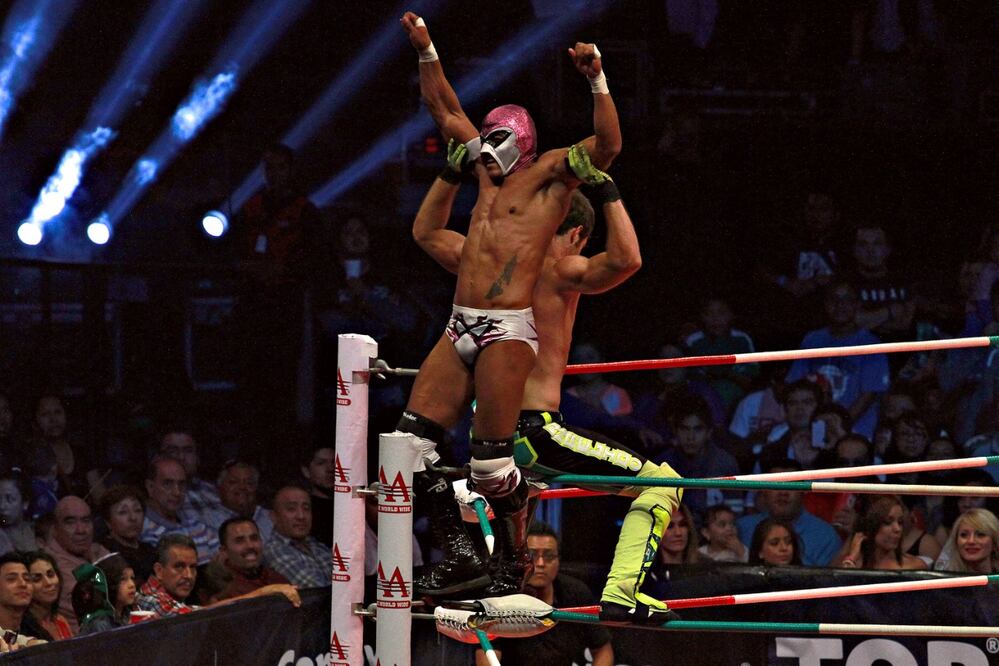 Hijo Del Fantasma durante una lucha en Triple A Foto: Imago 7