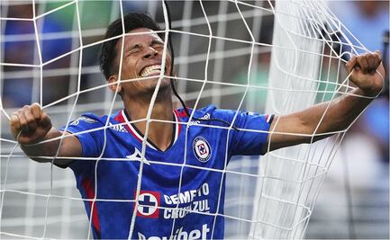 Tienda de conveniencia se suma a las burlas al Cruz Azul tras goleada; ofrece cervezas y botana