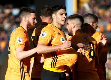 Raúl Jiménez marca en el triunfo de los Wolves ante el Norwich