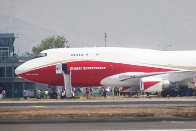 Avión cisterna más grande del mundo combatirá incendios en Chile