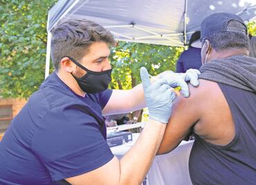 Hasta 180 mil sanitarios murieron por Covid: OMS