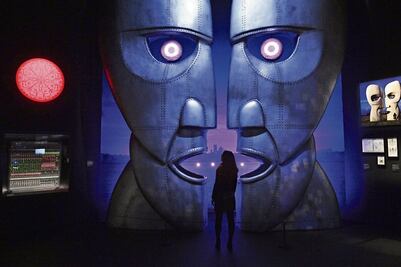 Los 50 años de Pink Floyd en un viaje multisensorial