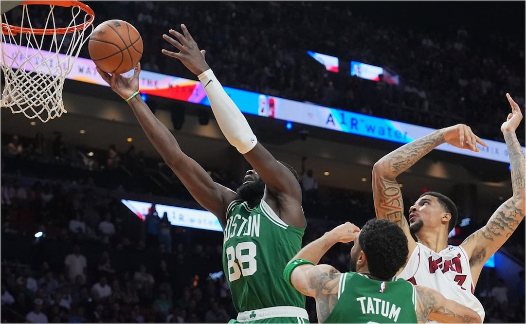 FOTO : AP - Celtics aplastan a Heat con un demoledor primer cuarto de 53 puntos
