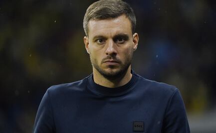 Martín Anselmi y Guillermo Almada, en la lista para dirigir a Ecuador