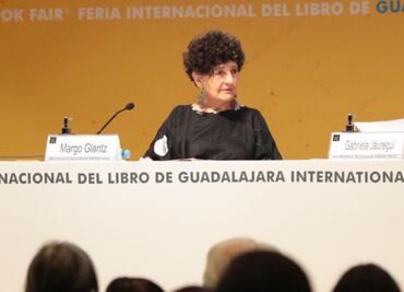 Margo Glantz, Medalla Carlos Fuentes