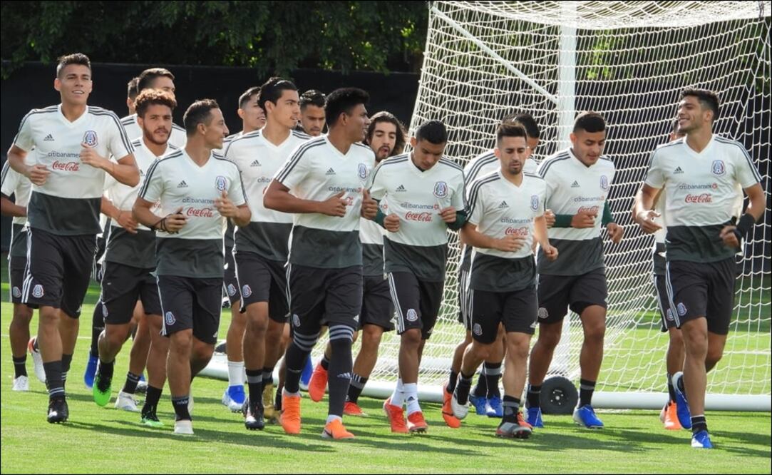 Selección mexicana durante el entrenamiento, previo al duelo contra Canadá. Foto: El Universal Deportes 