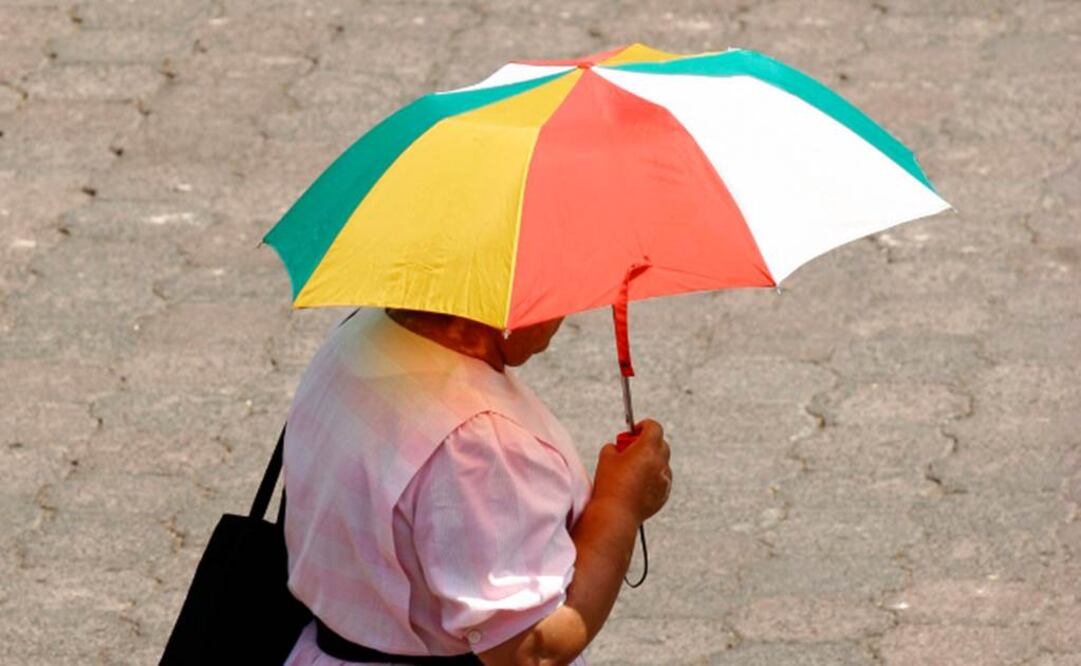 Calor azota a Sonora; registra 43 grados