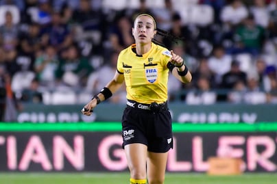 Katia Itzel García será la primera árbitra mexicana que dirigirá partidos en una Copa del Mundo
