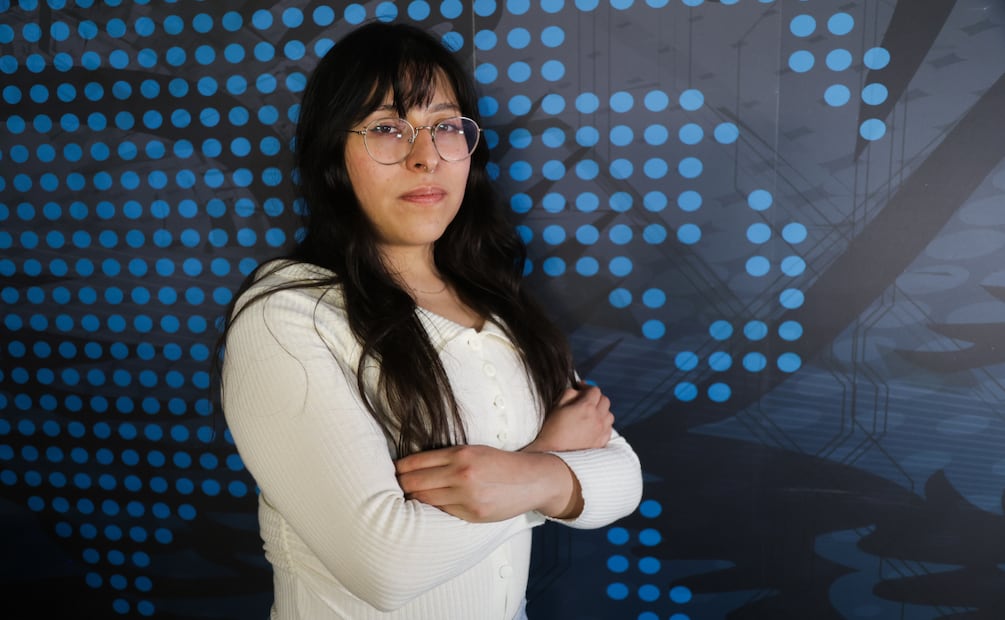 Ella es Jessica Álvarez, ilustradora del Pancito Merge, videojuegos de Nintendo. Foto: Carlos Mejía / EL UNIVERSAL