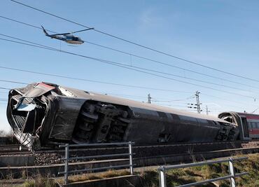 Descarrilamiento de tren en Italia deja dos muertos y 27 heridos