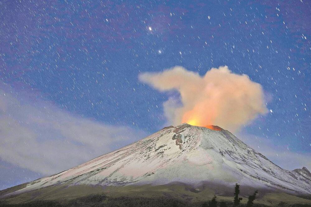 Volcán Popocatépetl. Foto: EFE/Hilda Ríos