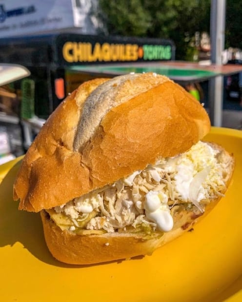 Conoce la versión dulce de la torta de chilaquiles 