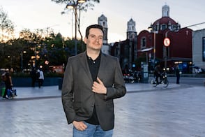“La música no es una carrera de comida rápida”: Iván López Reynoso