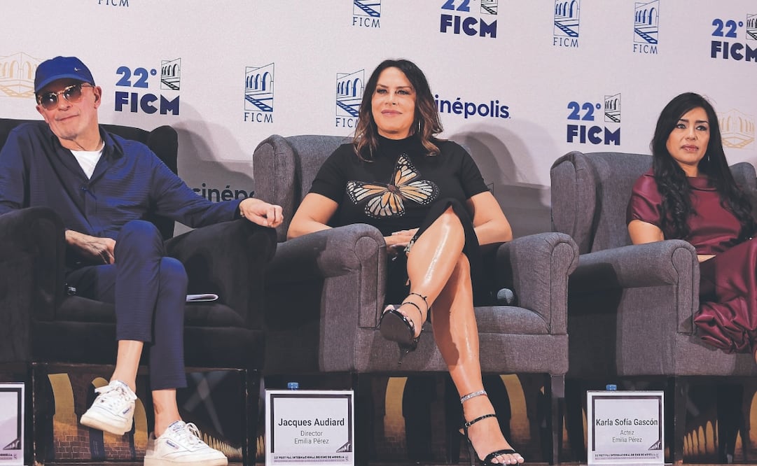 Karla Sofía compartió panel con la actriz mexicana Adriana Paz durante la inauguración del FICM. Foto: de Berenice Fregoso. El universal
