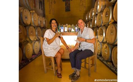  Art Mezcal from Oaxaca in support of girls education