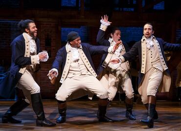 Elenco de "Hamilton" llama a latinos a votar