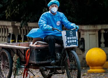 Shanghái registra 7 muertes por Covid y más de 2 mil 500 casos en un día