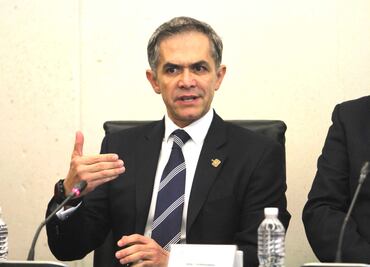 Gastan 4 mdp en cena de Navidad en el Zócalo