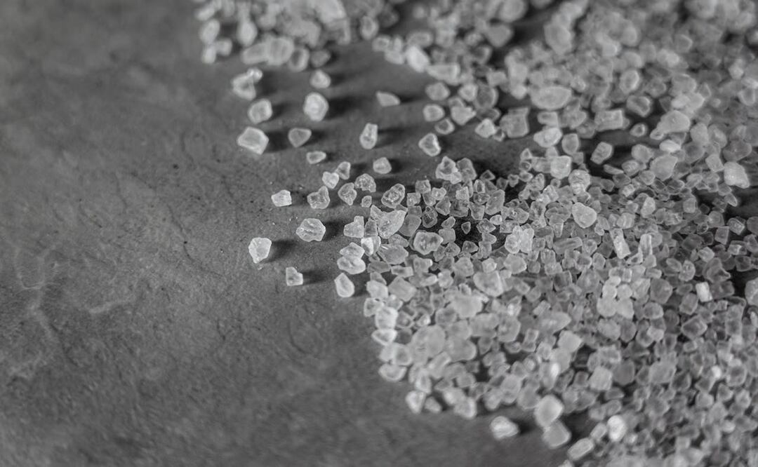 Oscuridad del agua (ISC, 2012), Estaciones nocturnas (FETA, 2016), Calles del cuerpo anochecido (Acá las Letras Ediciones-Coneculta Chiapas, 2019), Pan de la noche (UAZ, 2019) y Gorriones (Ediciones La Rana, 2022), entre las obras de Ibán de León