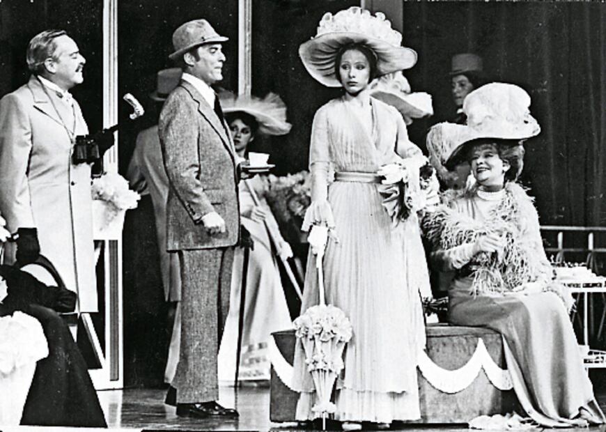 Manolo Fábregas, padre de Rafael, fue pilar del teatro en México. El 16 de mayo de 1977, inauguró el San Rafael. Foto: Archivo / El Universal