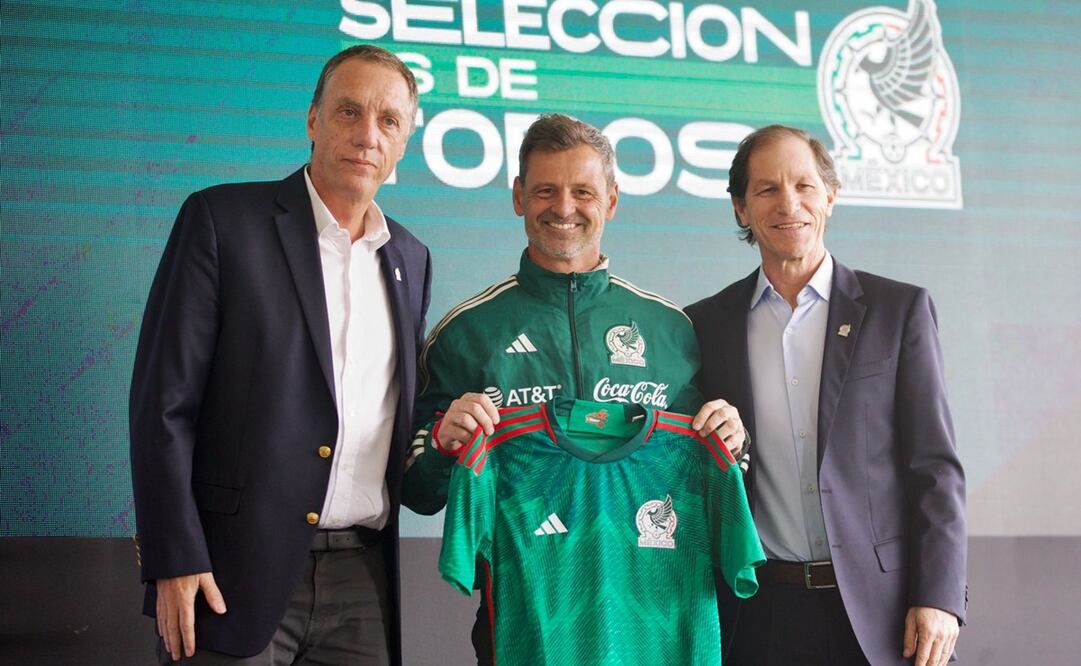 Rodrigo Ares de Parga, Diego Cocca y Jaime Ordiales / Foto: Germán Espinosa - EL UNIVERSAL