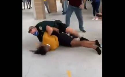 Difunden video de otro caso de brutalidad policial en EU; ahora contra una estudiante