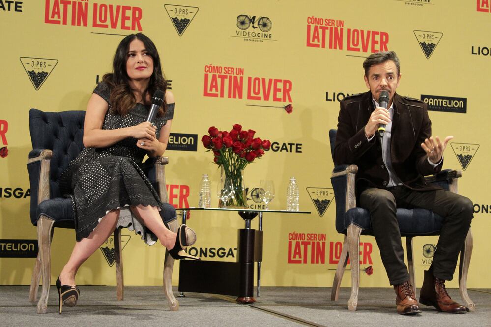 Salma Hayek y Eugenio Derbez en conferencia de prensa del film Cómo ser una latin lover(CARLOS MEJÍA. EL UNIVERSAL)