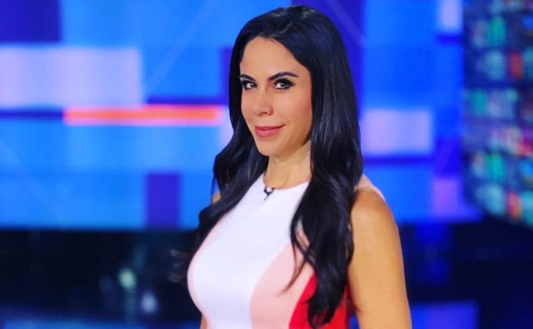 Paola Rojas tiene un estilo muy profesional y pulido / Foto: Twitter @paolarojas 