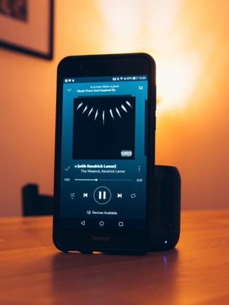 Spotify quiere que podcasters se unan a su comunidad 