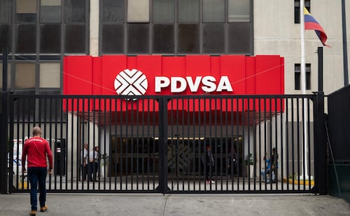 Petróleos de Venezuela firma alianza con General Electric; buscan recuperar infraestructura eléctrica de industria petrolera
