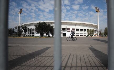 Violación tumultuaria en inmediaciones de estadio de futbol estremece a Chile