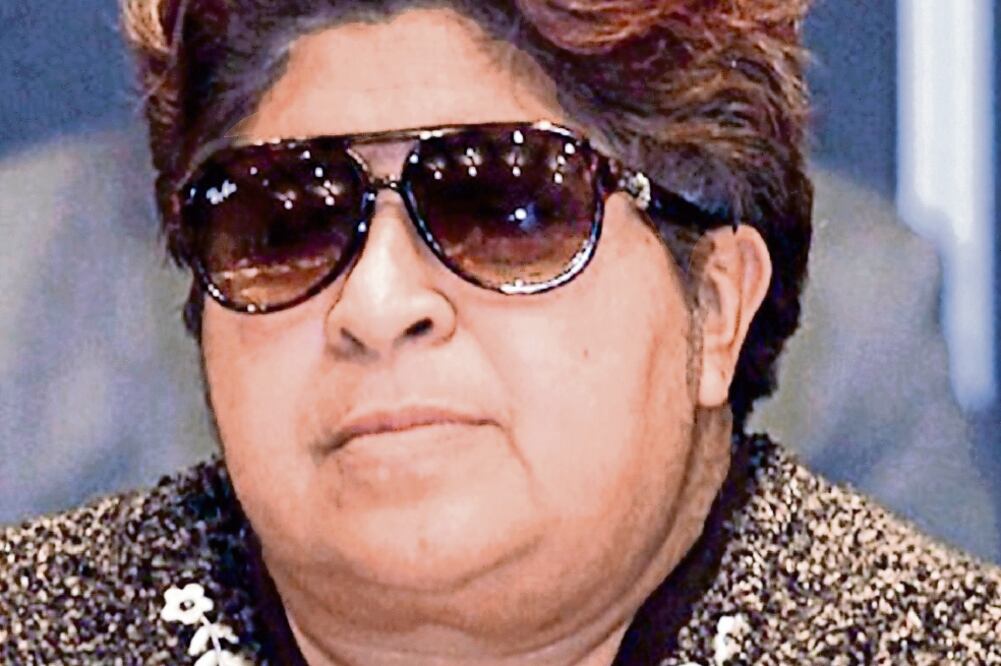 El embarazoso caso de la placa conmemorativa