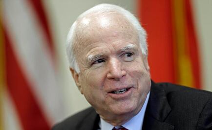 Rusia declara "indeseable" a ONG dirigida por John McCain