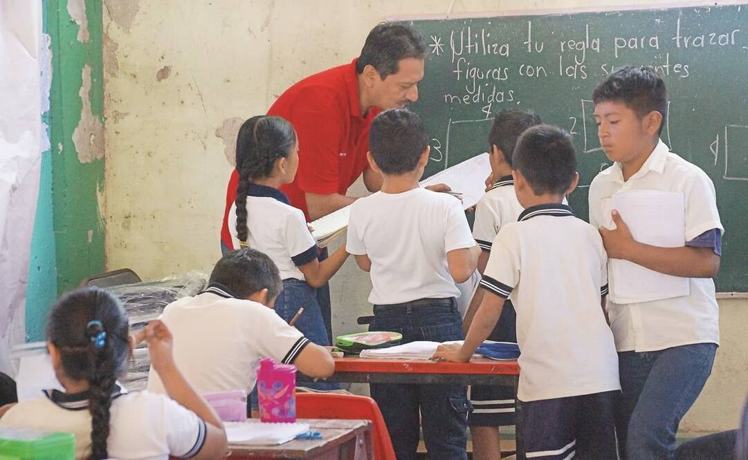 Mientras que en el año 2016 se destinaron mil 644 pesos para la capacitación por cada maestro, en la actualidad sólo se invierten 85 pesos, detalla la organización civil Mexicanos Primero. Foto: Especial