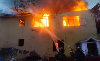 Explosión e incendio en vivienda de Álvaro Obregón deja dos personas lesionadas; retiran siete cilindros de gas LP