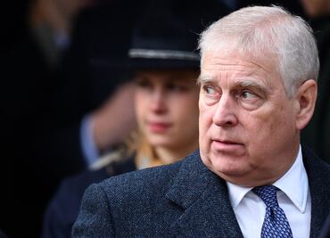 "Una estadounidense hizo caer a un príncipe”, afirma familia Virginia Giuffre luego de que Andrés perderá su título real