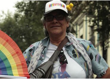 Activistas LGBT+ protestan contra Sasil de León y diputada Sahara Munira José; "hay nepotismo e influyentismo", dicen