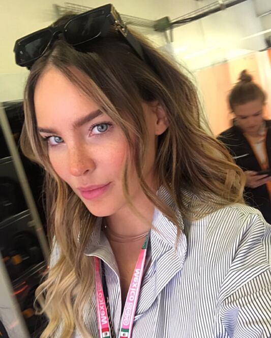 La actriz Eva Longoria y la cantante Belinda posaron juntas para las redes sociales. Foto: Instagram