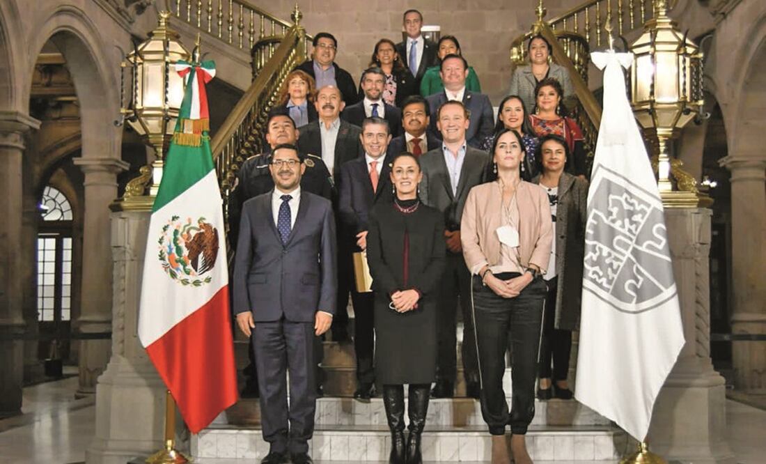 La jefa de Gobierno tuvo su primer encuentro con los 16 alcaldes capitalinos. Foto: ESPECIAL