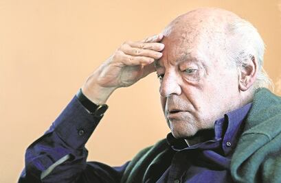 Eduardo Galeano y Steve Jones, en un día como hoy