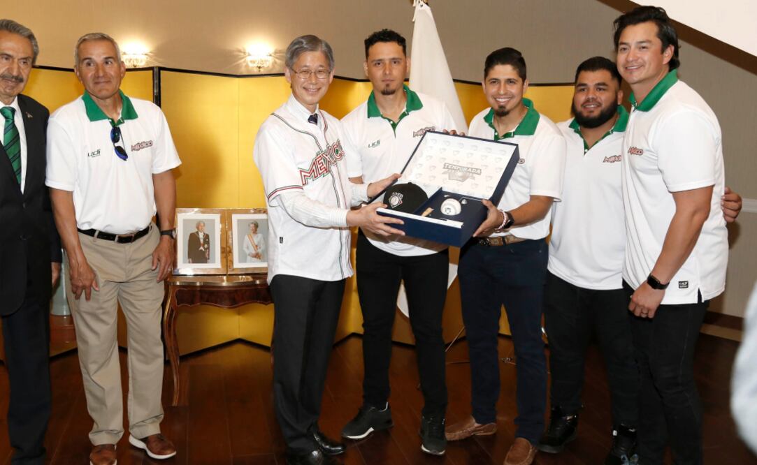 Peña bateará para México en Japón. Foto: Agustín Salinas
