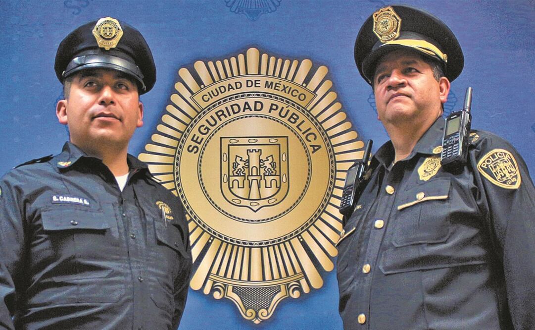 El 22 de septiembre, en Bosques de las Lomas, los agentes Sergio Cabrera y Mario López se enfrentaron a un par de colombianos que asaltaron a una pareja que retiró 85 mil pesos de un banco. Fotografía: Especial 