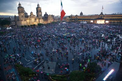 Niega AMLO narcoestado y embiste a la oposición