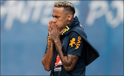 Neymar entrenó sólo 15 minutos con Brasil